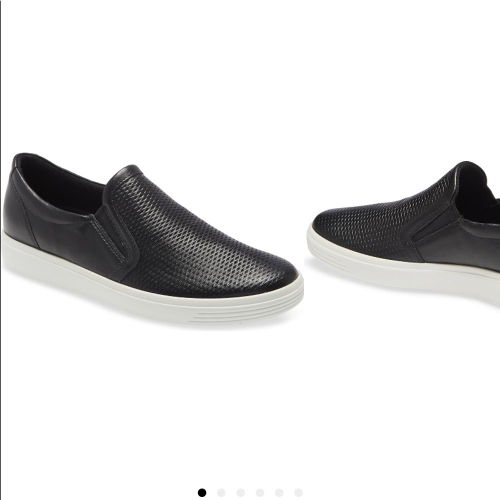 Ecco Soft Classic Slip On Sneaker Size 7-7.5